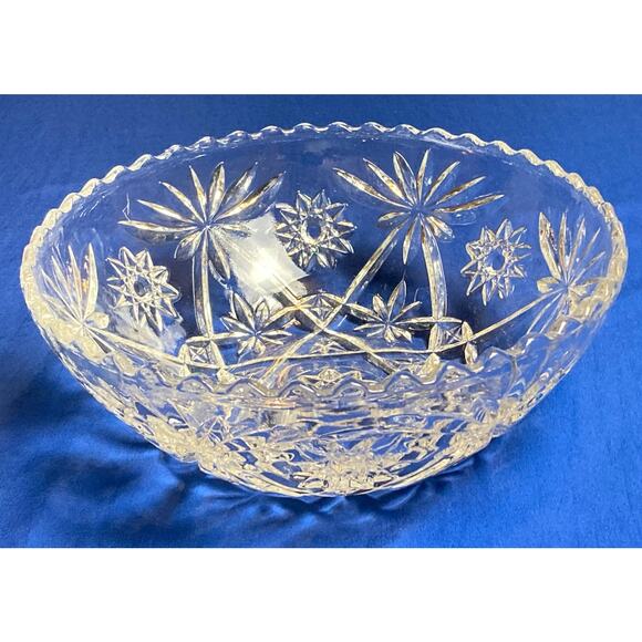 VTG Anchor Hocking Glass Serving Bowl Star of David Pattern 8.5" x 3.5" Sawtooth - Picture 6 of 9